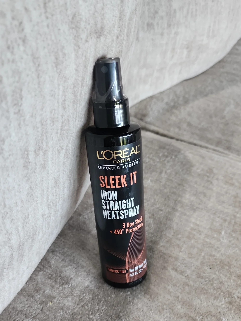 NWT L'oreal Sleek It Heat Spray Protection